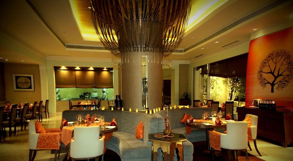 เรดิสัน บลู เบงกาลูรู เอาเตอร์ ริง โร้ด Hotel บังกาลอร์ ภายนอก รูปภาพ