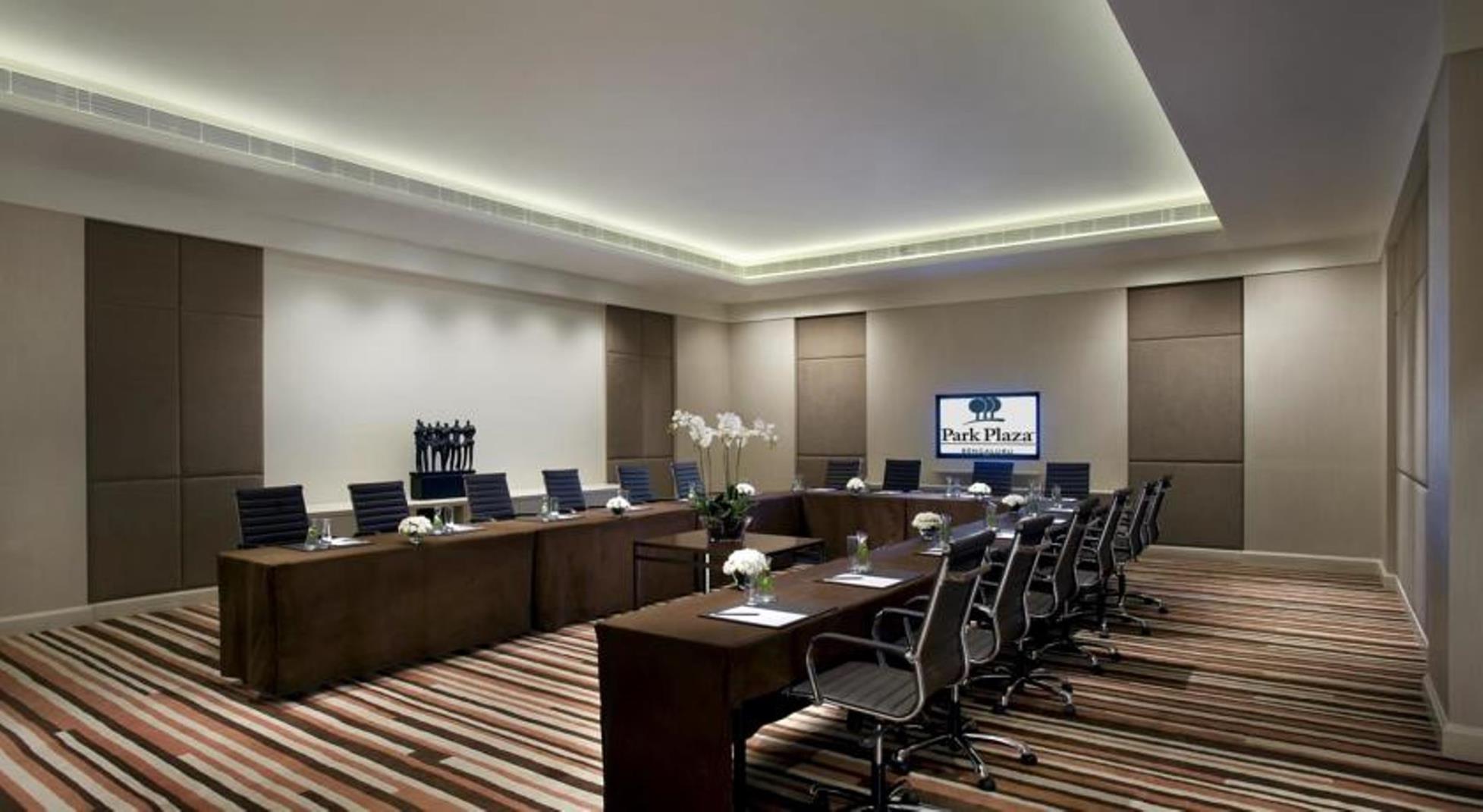 เรดิสัน บลู เบงกาลูรู เอาเตอร์ ริง โร้ด Hotel บังกาลอร์ ภายนอก รูปภาพ