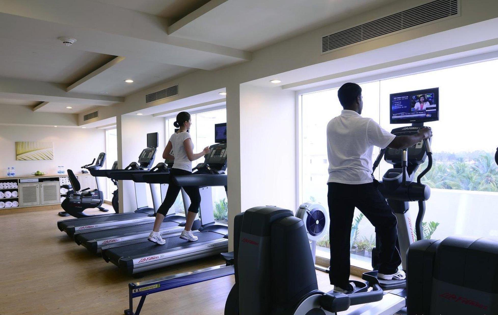 เรดิสัน บลู เบงกาลูรู เอาเตอร์ ริง โร้ด Hotel บังกาลอร์ ภายนอก รูปภาพ