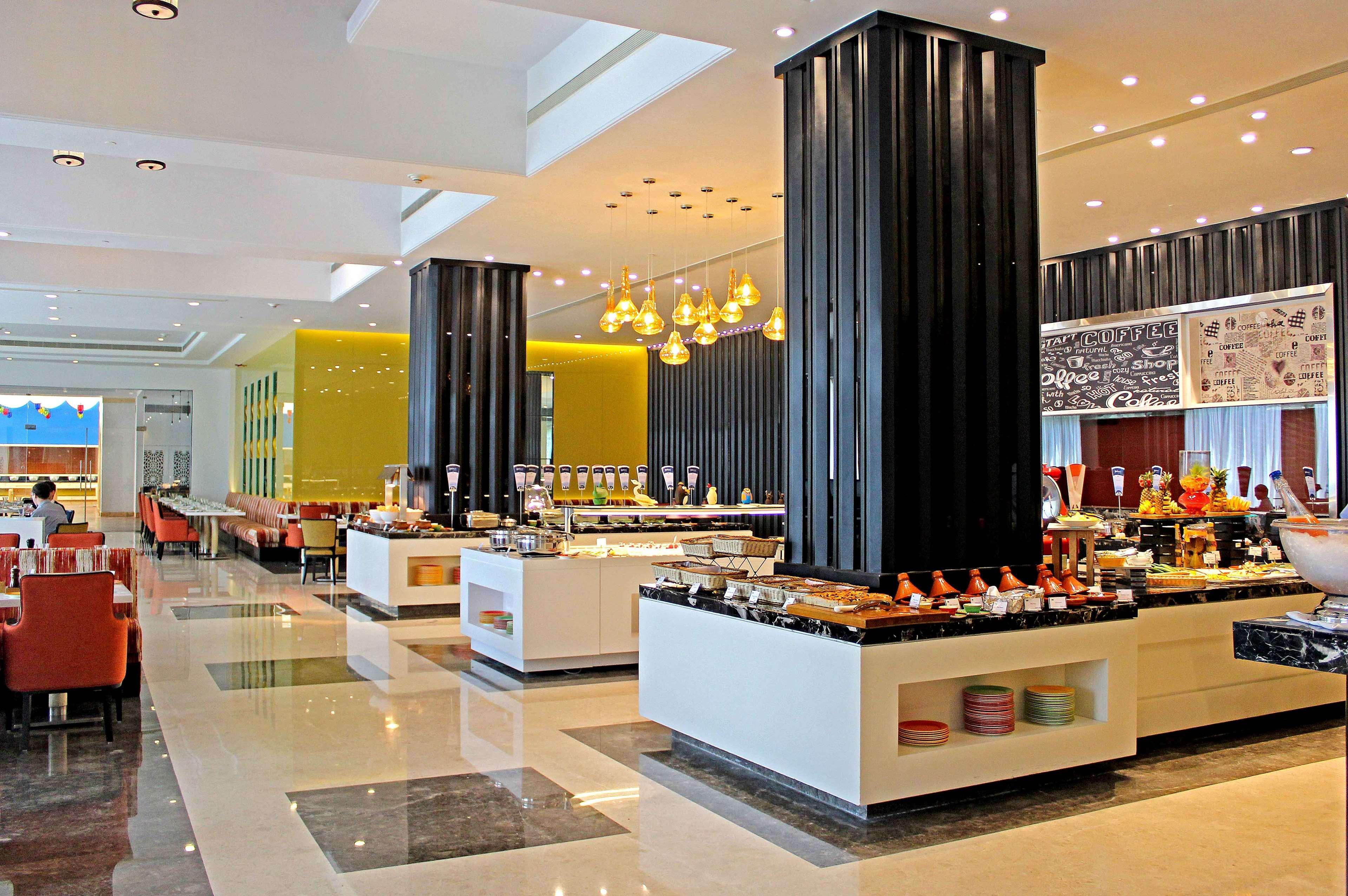 เรดิสัน บลู เบงกาลูรู เอาเตอร์ ริง โร้ด Hotel บังกาลอร์ ภายนอก รูปภาพ