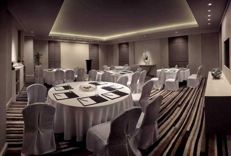 เรดิสัน บลู เบงกาลูรู เอาเตอร์ ริง โร้ด Hotel บังกาลอร์ ภายนอก รูปภาพ