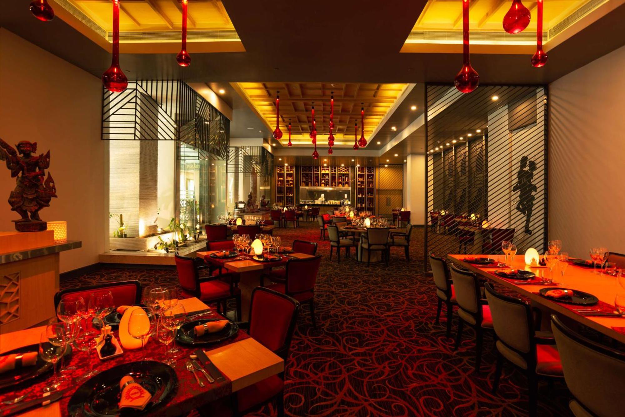 เรดิสัน บลู เบงกาลูรู เอาเตอร์ ริง โร้ด Hotel บังกาลอร์ ภายนอก รูปภาพ