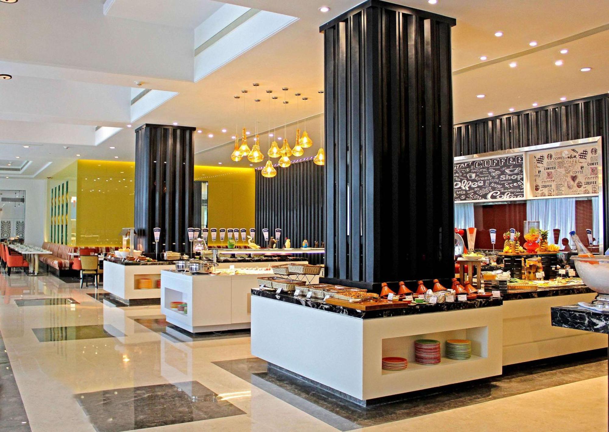 เรดิสัน บลู เบงกาลูรู เอาเตอร์ ริง โร้ด Hotel บังกาลอร์ ภายนอก รูปภาพ